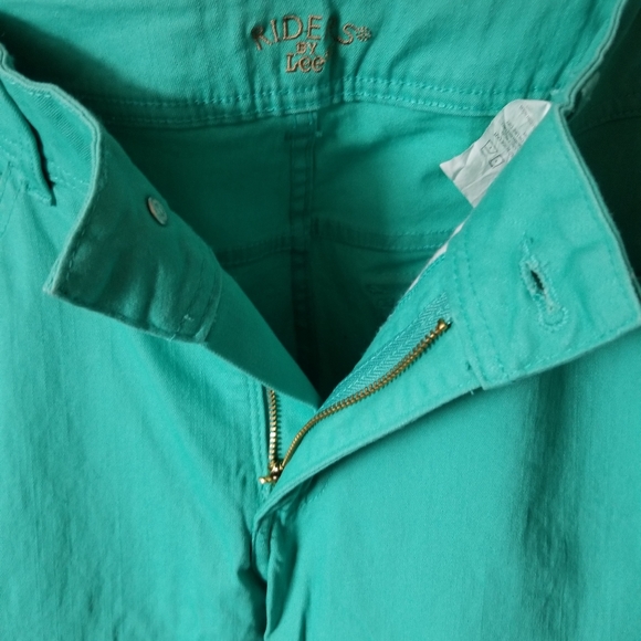 NWOT Riders by Lee Turquoise Capris Sz. 12M - Picture 3 of 6